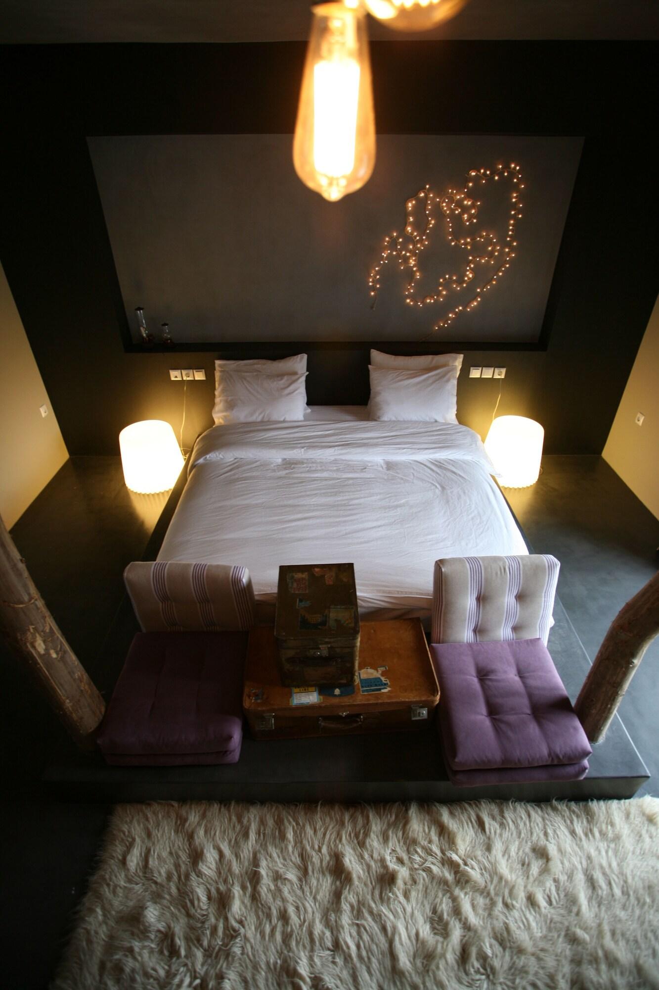 Oniropetra Boutique Hotel Karpenísion Extérieur photo